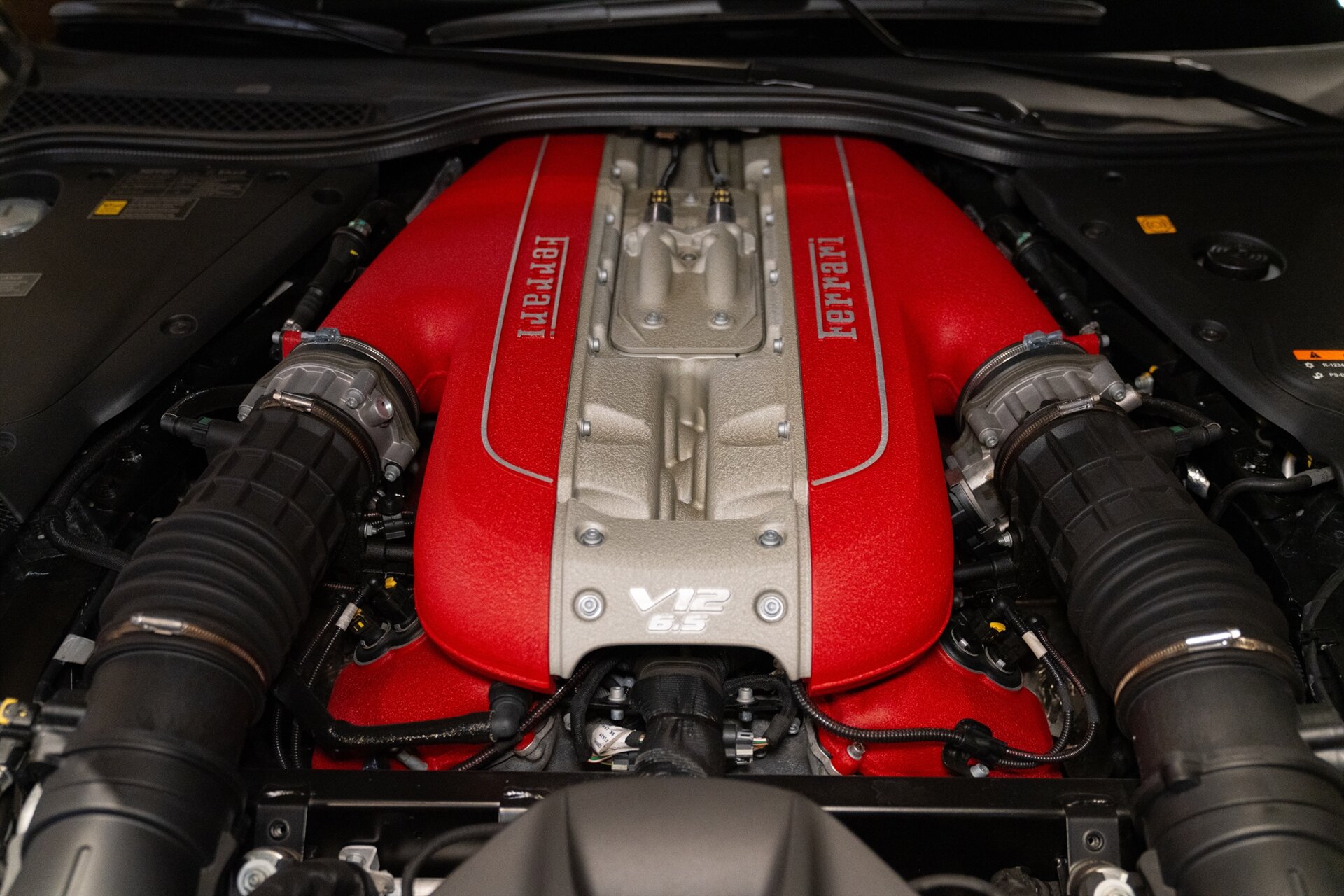 2019 Ferrari 812 Superfast - Photo 35