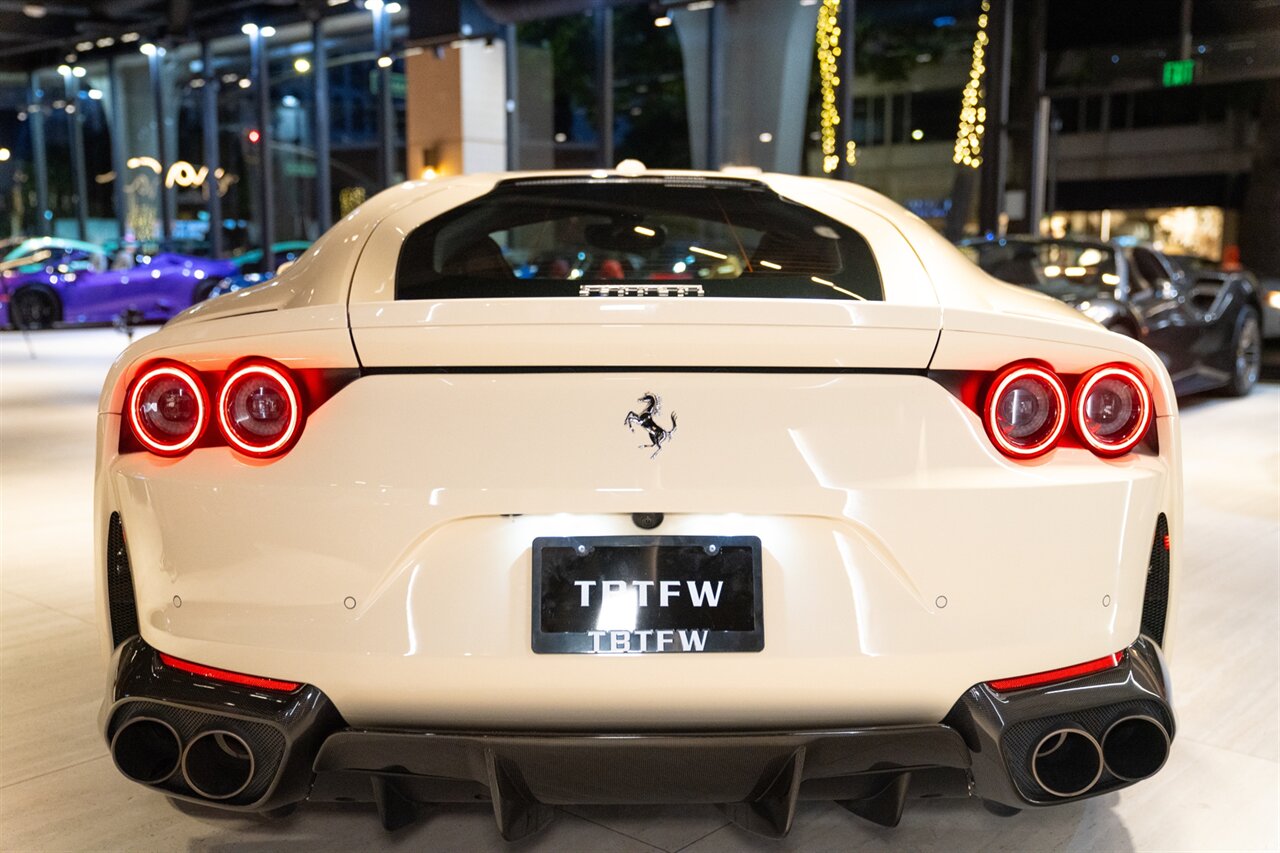 2019 Ferrari 812 Superfast - Photo 40 - Beverly Hills, CA 90212