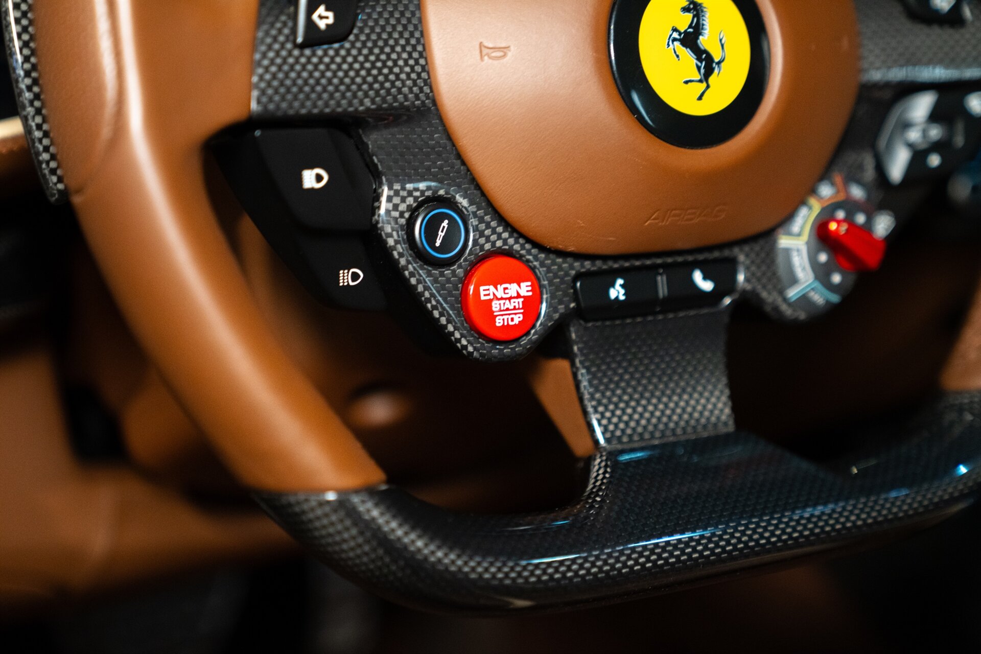 2019 Ferrari 812 Superfast - Photo 24