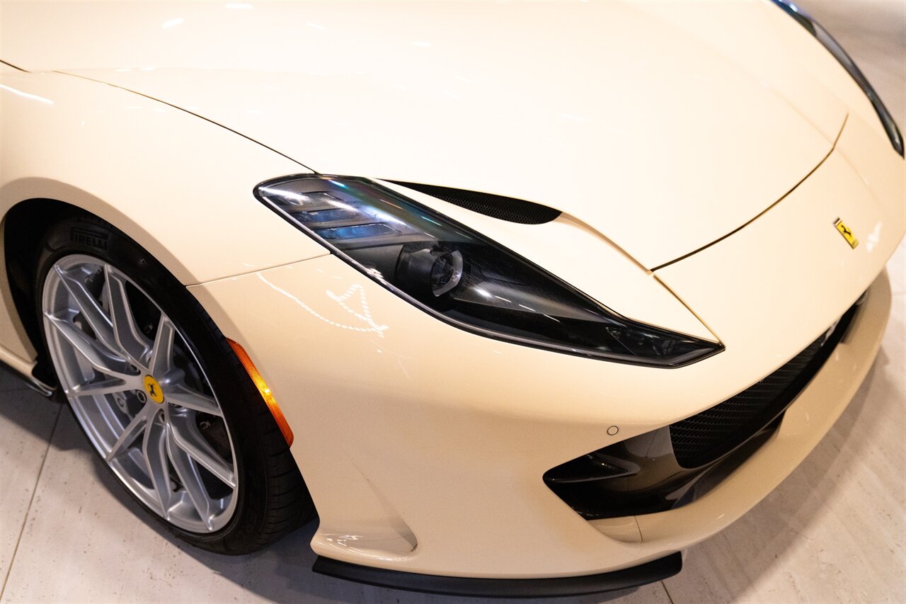 2019 Ferrari 812 Superfast - Photo 7 - Beverly Hills, CA 90212