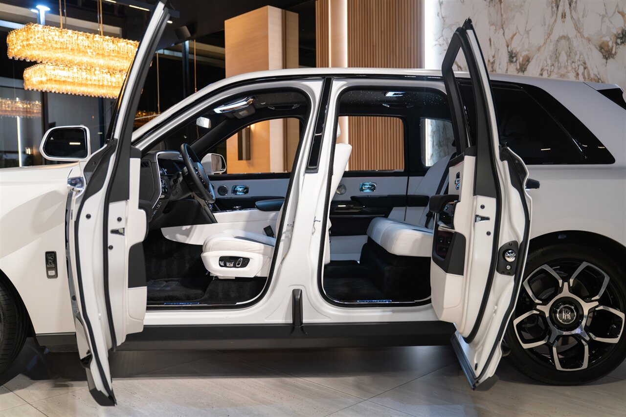 2023 Rolls-Royce Black Badge Cullinan - Photo 25 - Beverly Hills, CA 90212