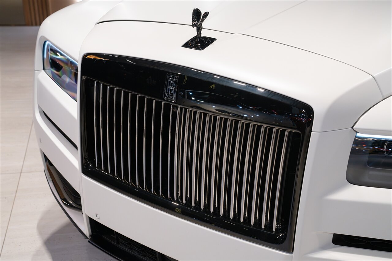 2023 Rolls-Royce Black Badge Cullinan - Photo 19 - Beverly Hills, CA 90212