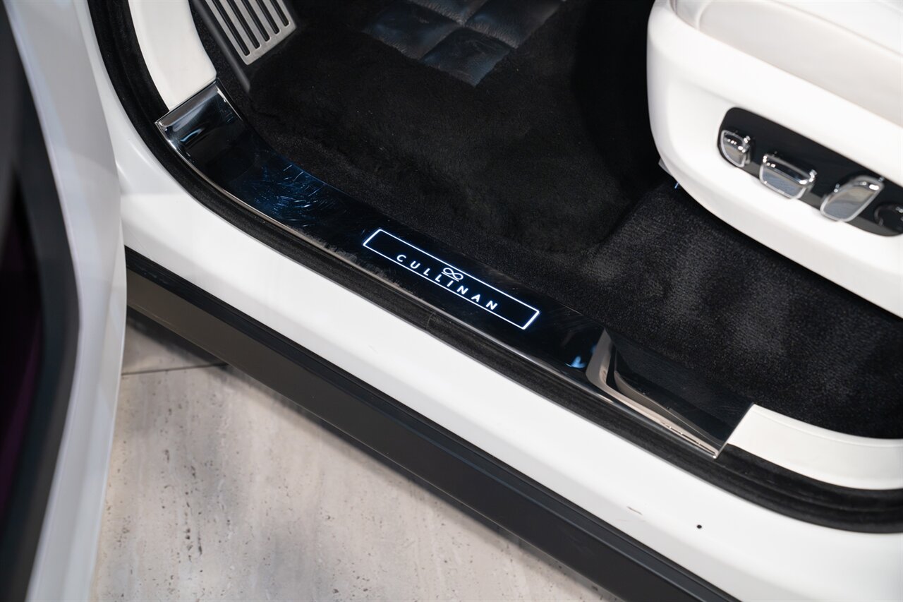 2023 Rolls-Royce Black Badge Cullinan - Photo 23 - Beverly Hills, CA 90212