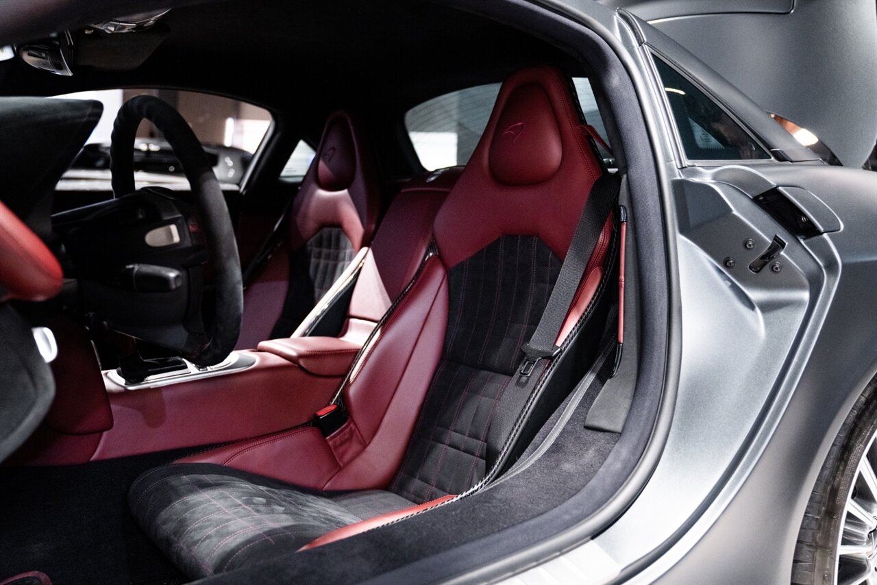 2005 Mercedes-Benz SLR SLR McLaren - Photo 20 - Beverly Hills, CA 90212