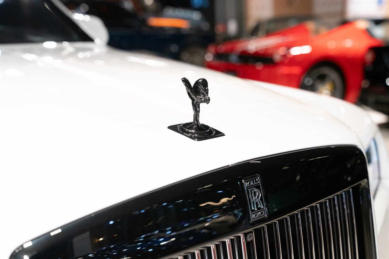 2023 Rolls-Royce Black Badge Cullinan - Photo 10 - Beverly Hills, CA 90212