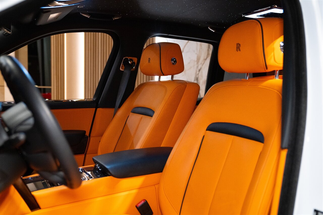 2023 Rolls-Royce Black Badge Cullinan - Photo 18 - Beverly Hills, CA 90212