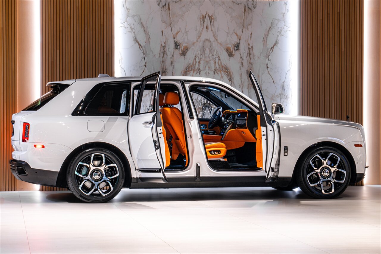 2023 Rolls-Royce Black Badge Cullinan - Photo 6 - Beverly Hills, CA 90212