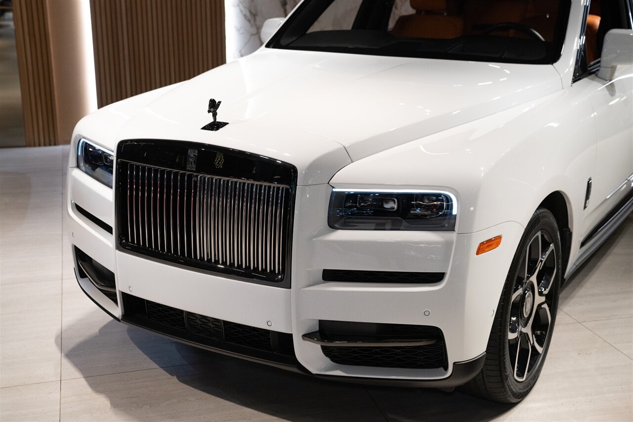 2023 Rolls-Royce Black Badge Cullinan - Photo 39 - Beverly Hills, CA 90212
