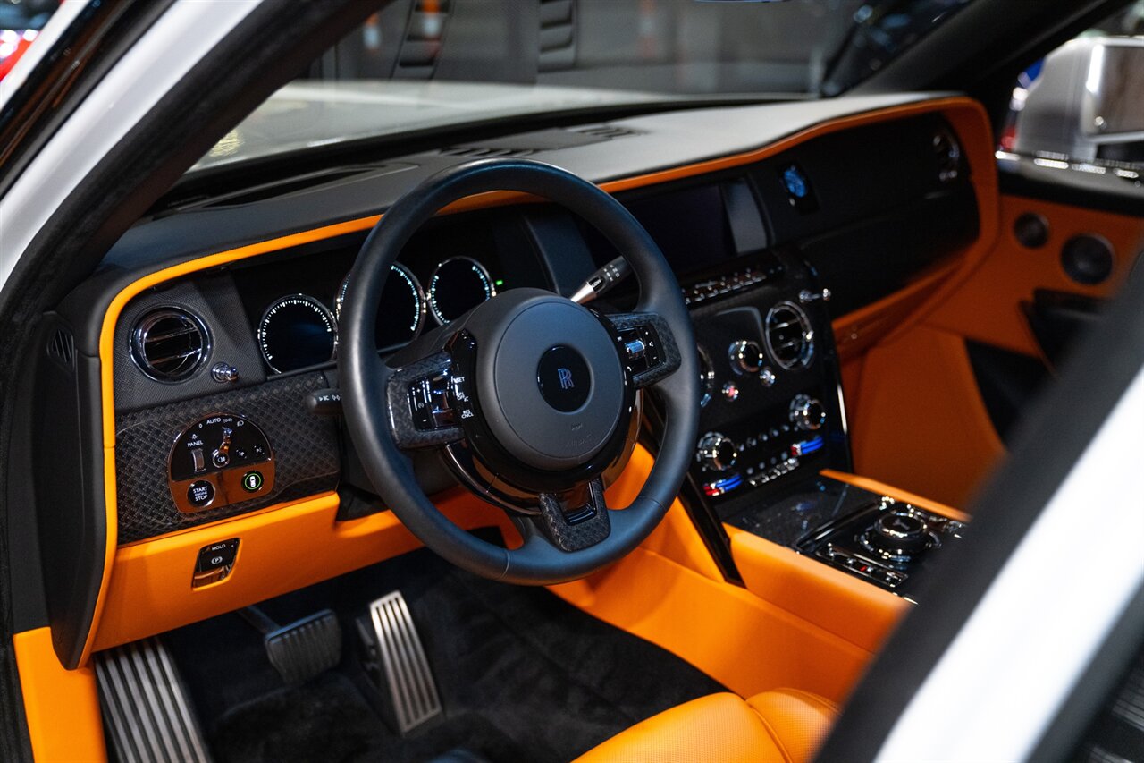 2023 Rolls-Royce Black Badge Cullinan - Photo 17 - Beverly Hills, CA 90212