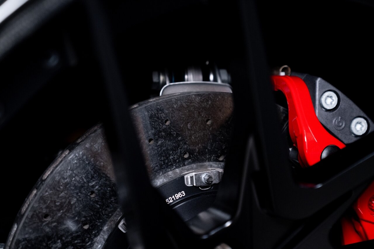 2020 Ferrari F8 Tributo Novitec N Largo - Photo 36 - Beverly Hills, CA 90212