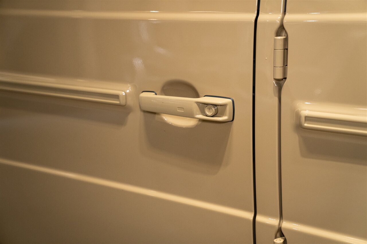 2026 Mercedes-Benz AMG G 63 Urban Widetrack - Photo 10 - Beverly Hills, CA 90212
