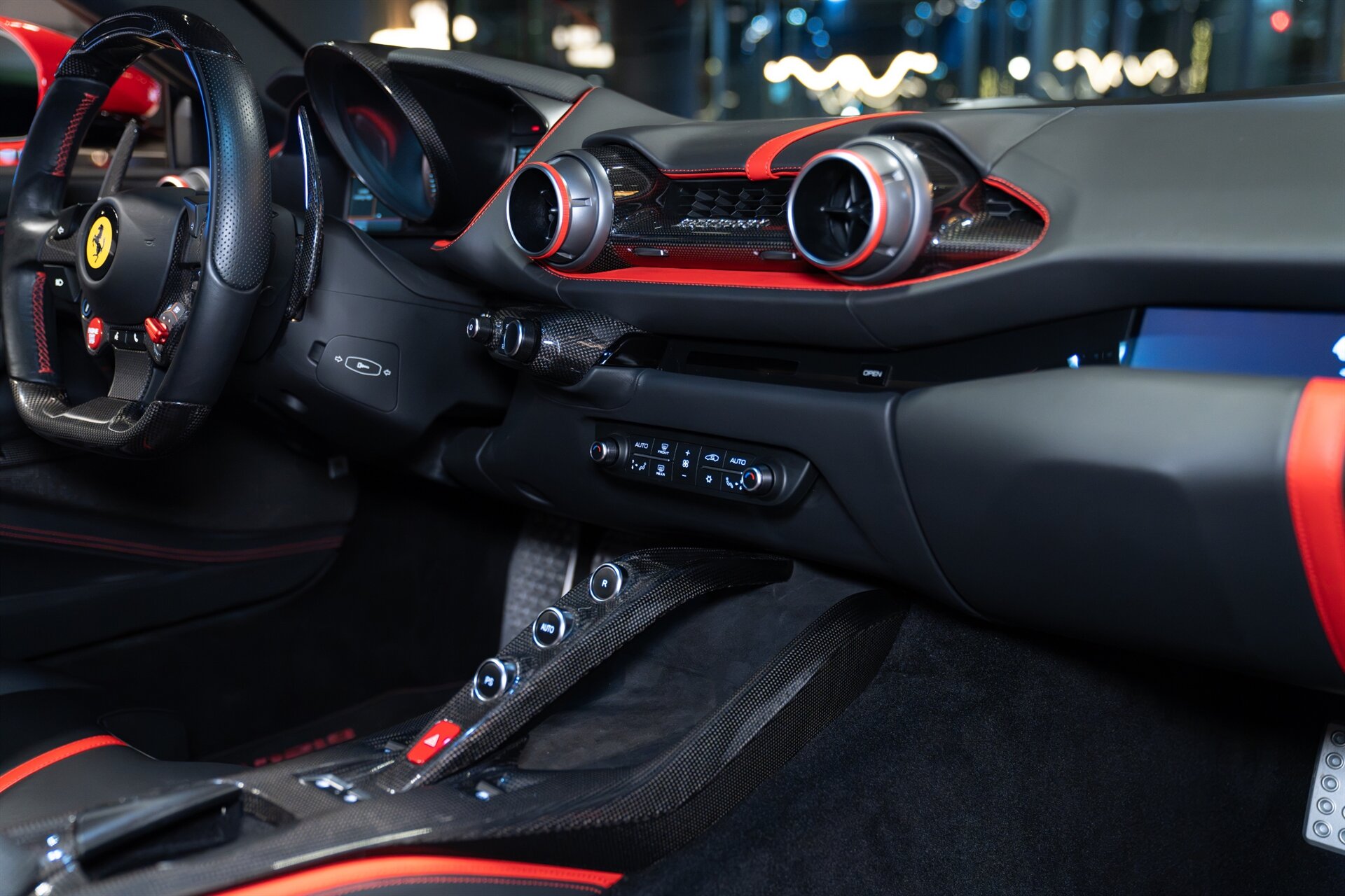 2022 Ferrari 812 GTS - Photo 16