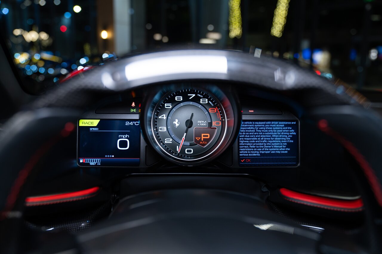 2022 Ferrari 812 GTS   - Photo 37 - Beverly Hills, CA 90212