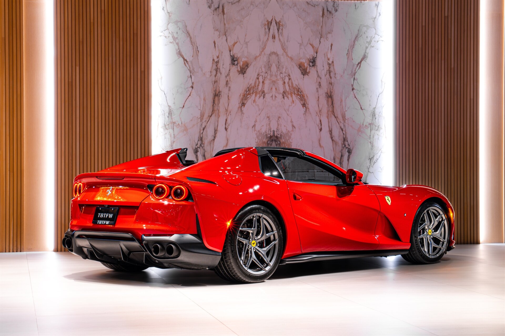 2022 Ferrari 812 GTS - Photo 4