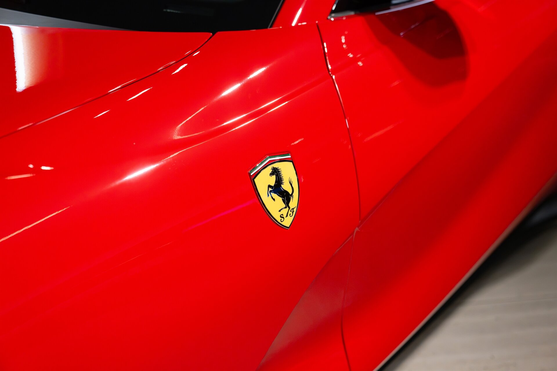 2022 Ferrari 812 GTS - Photo 28