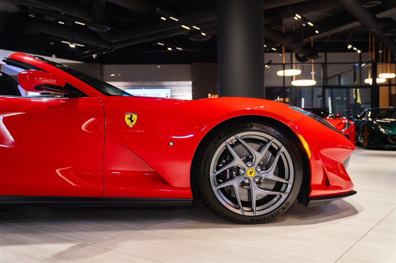 2022 Ferrari 812 GTS   - Photo 23 - Beverly Hills, CA 90212