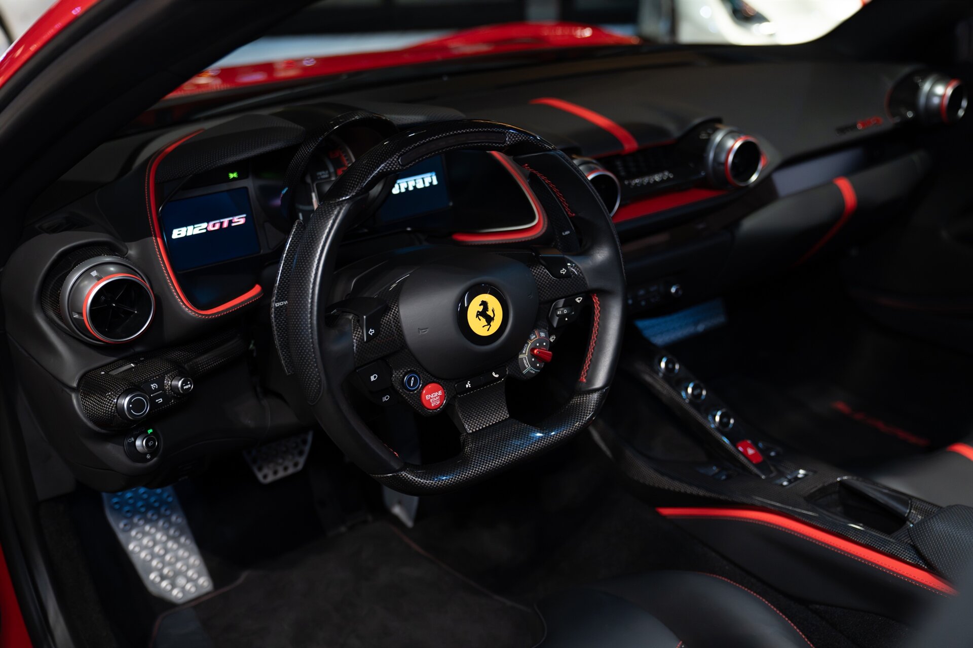 2022 Ferrari 812 GTS - Photo 17