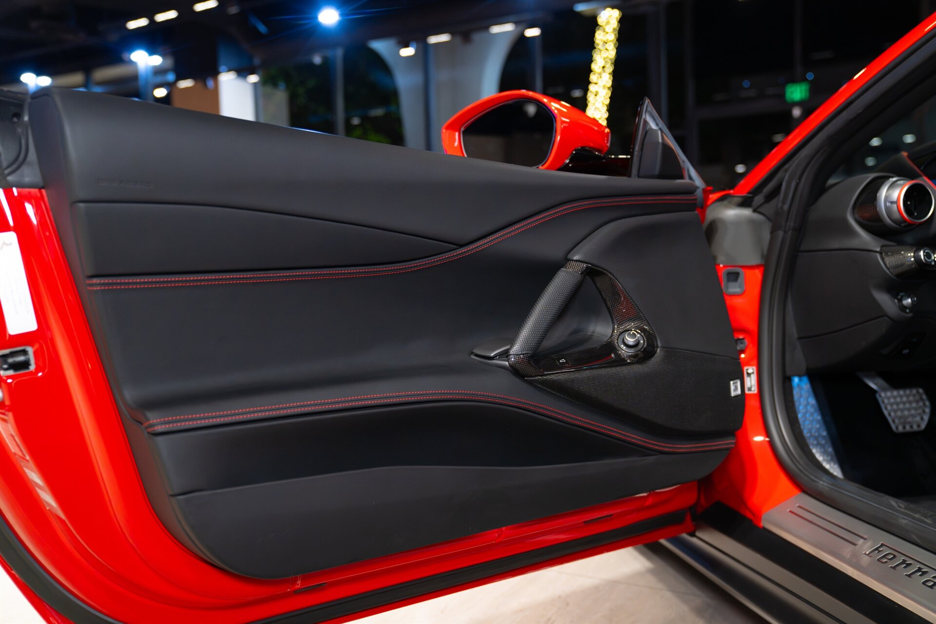 2022 Ferrari 812 GTS - Photo 22