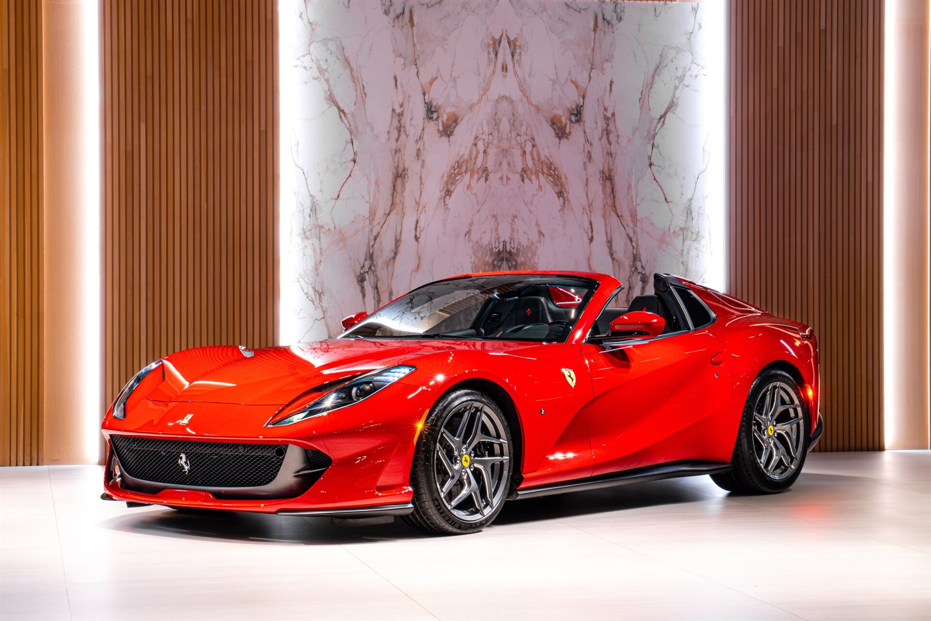 2022 Ferrari 812 GTS - Photo 1