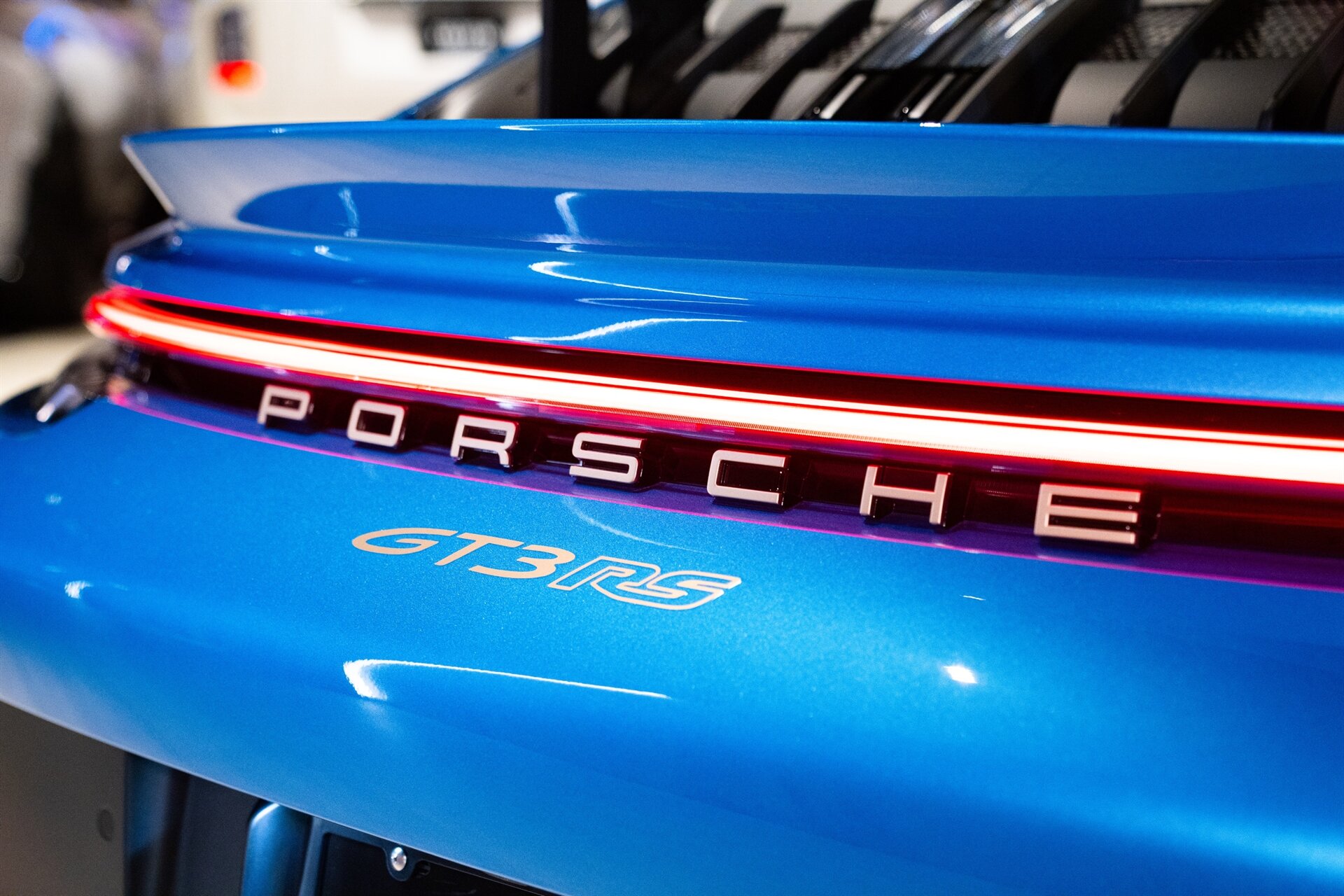 2025 Porsche 911 GT3 RS - Photo 11