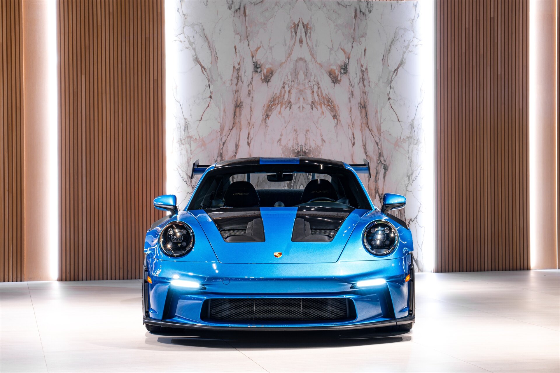 2025 Porsche 911 GT3 RS - Photo 2