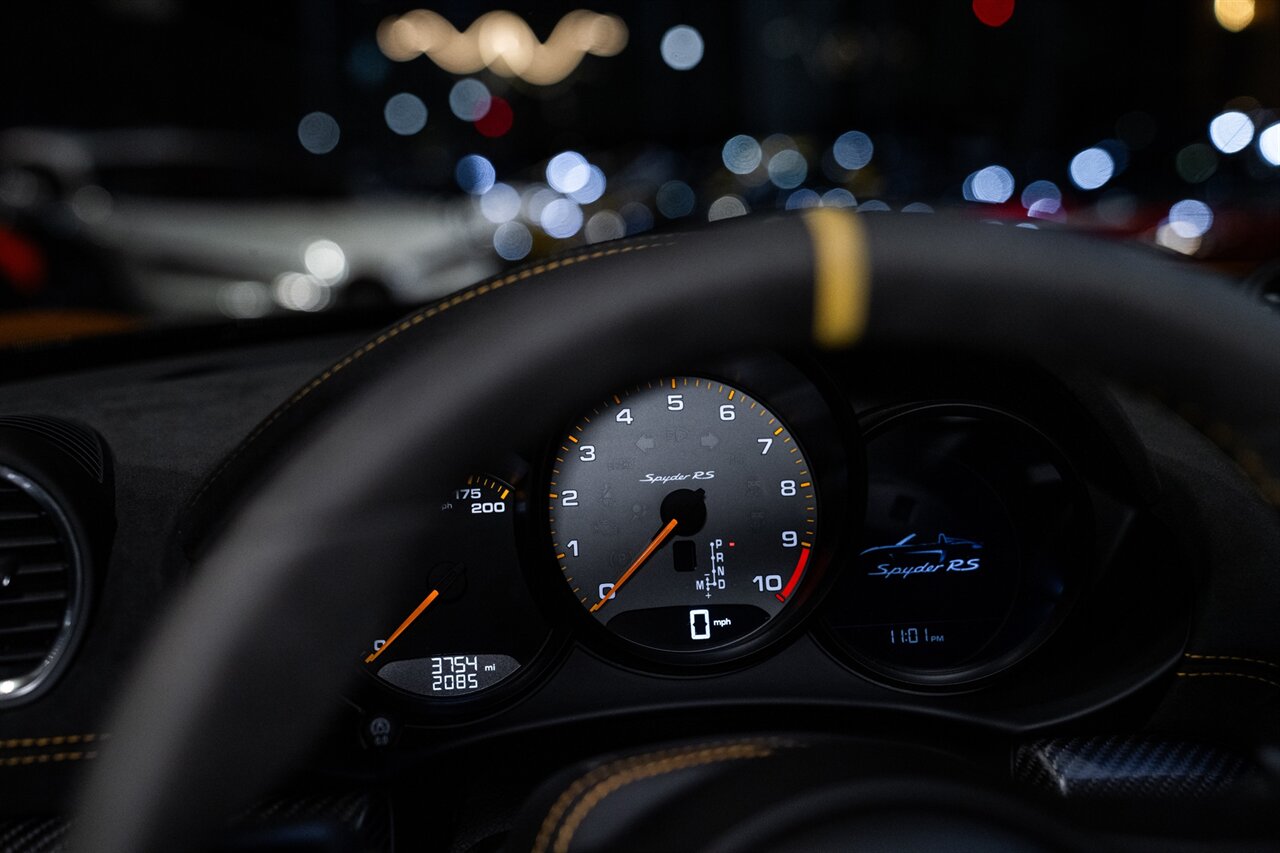 2025 Porsche 718 Boxster Spyder RS   - Photo 27 - Beverly Hills, CA 90212