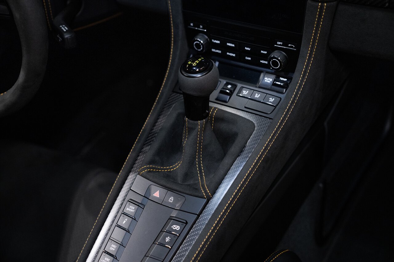 2025 Porsche 718 Boxster Spyder RS   - Photo 20 - Beverly Hills, CA 90212