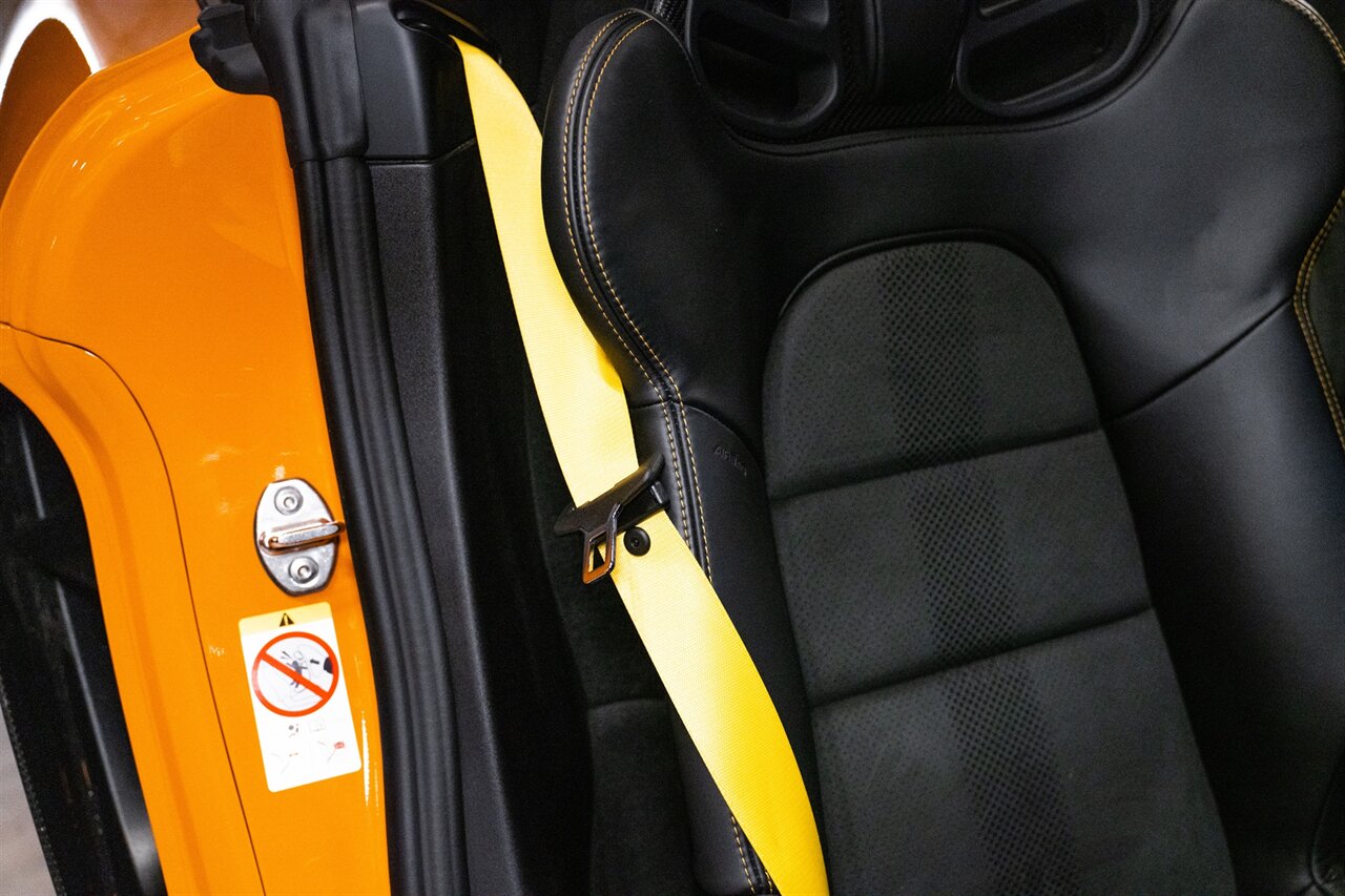 2025 Porsche 718 Boxster Spyder RS   - Photo 15 - Beverly Hills, CA 90212