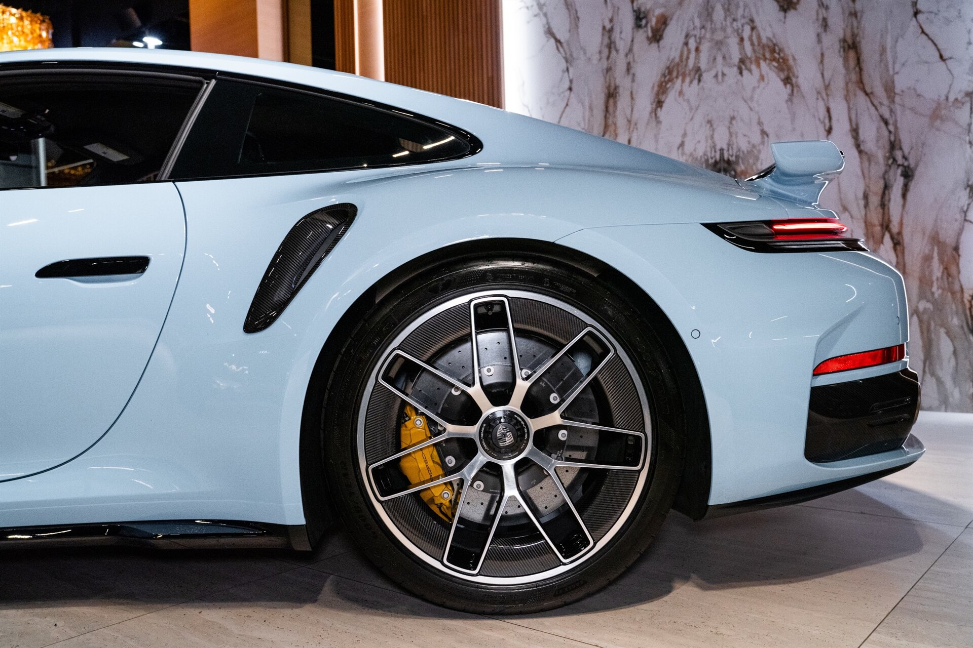 2026 Porsche 911 Turbo S - Photo 40