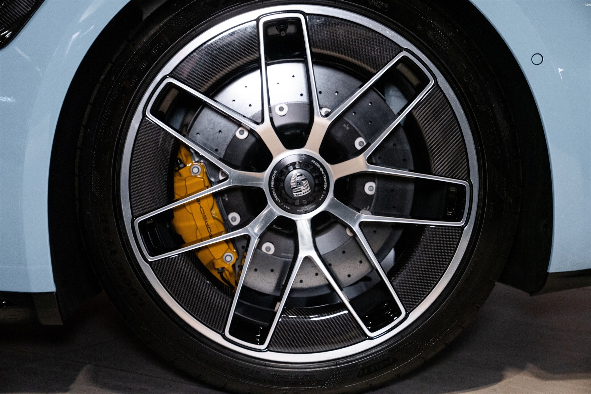 2026 Porsche 911 Turbo S - Photo 41