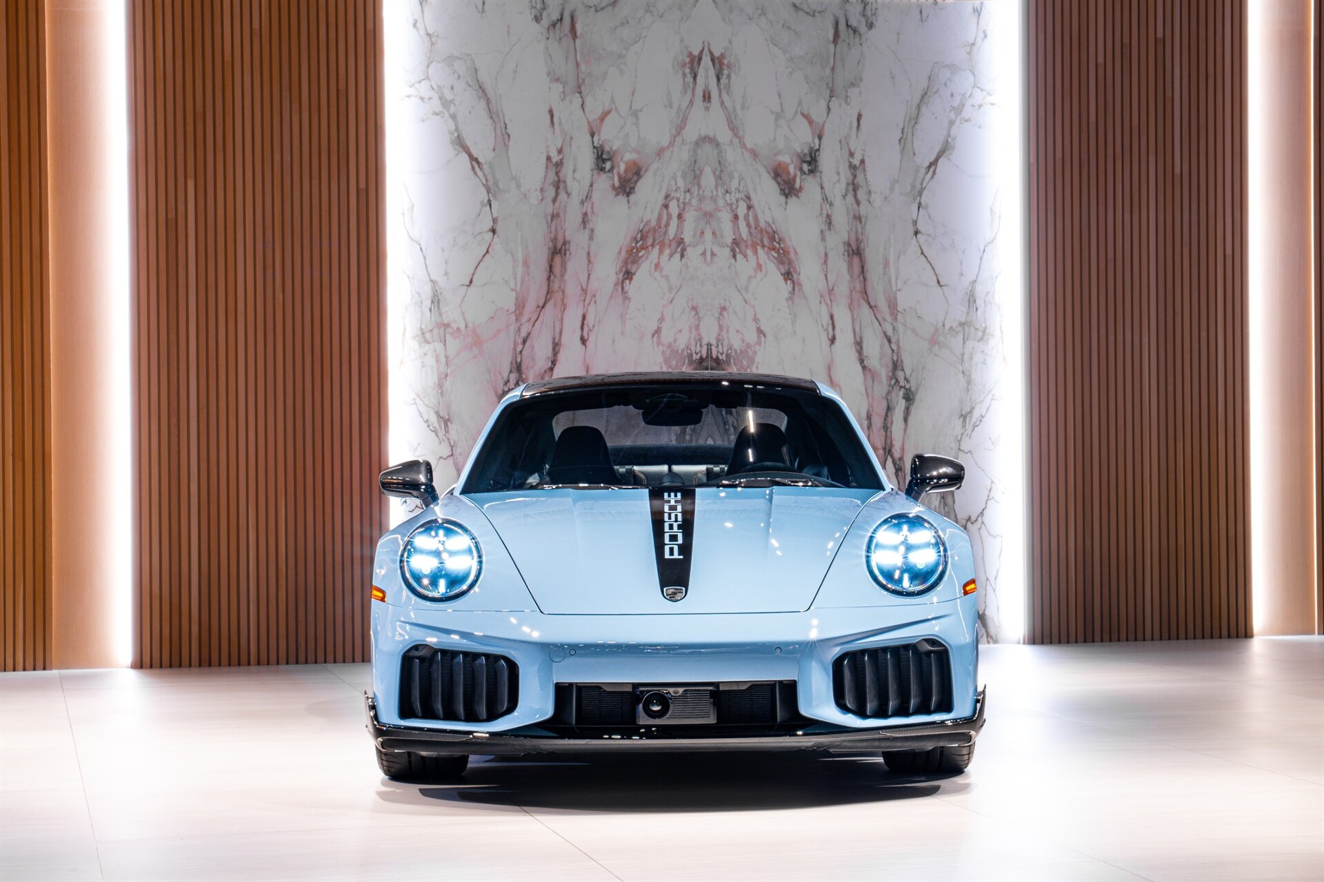 2026 Porsche 911 Turbo S - Photo 2