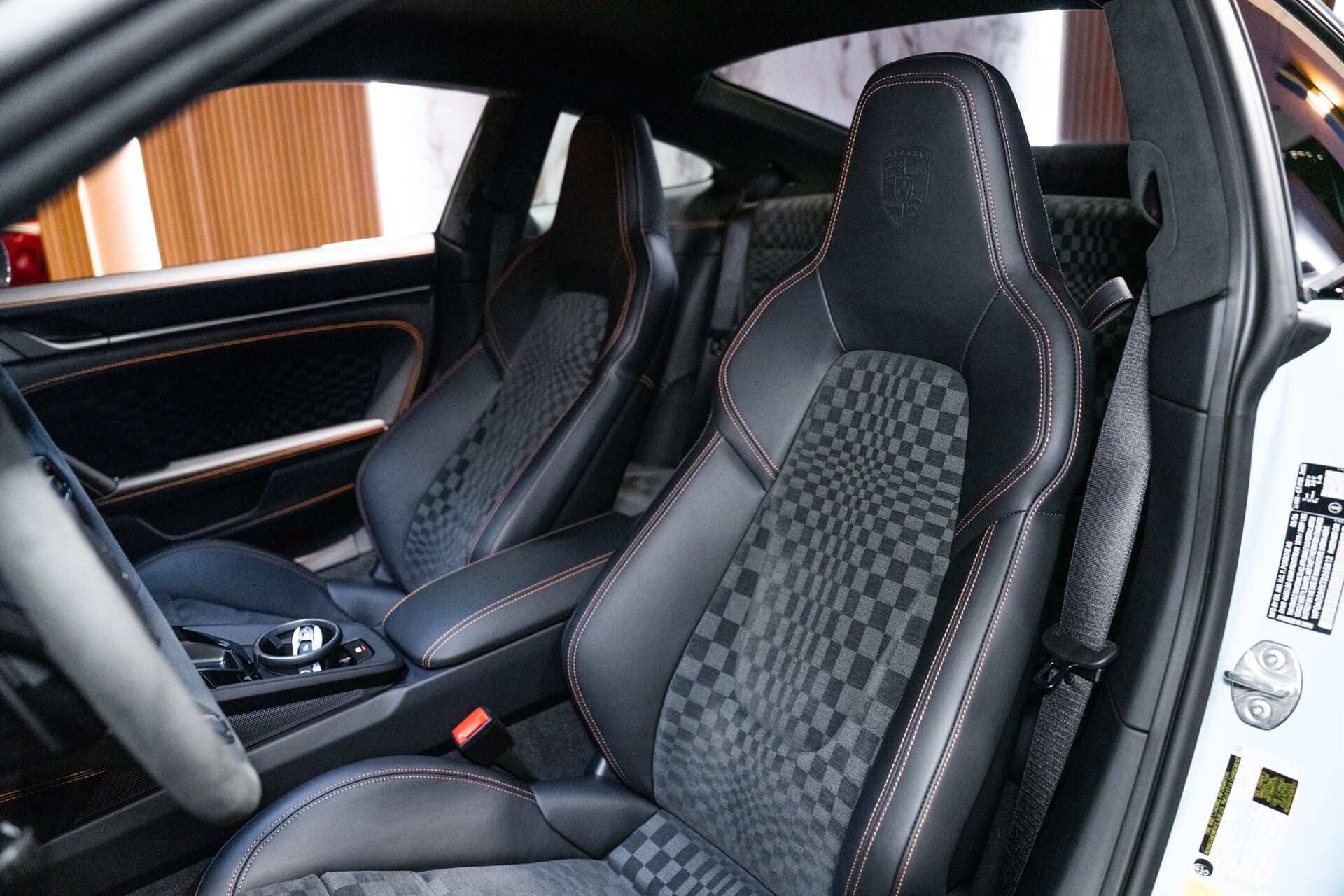 2026 Porsche 911 Turbo S - Photo 7