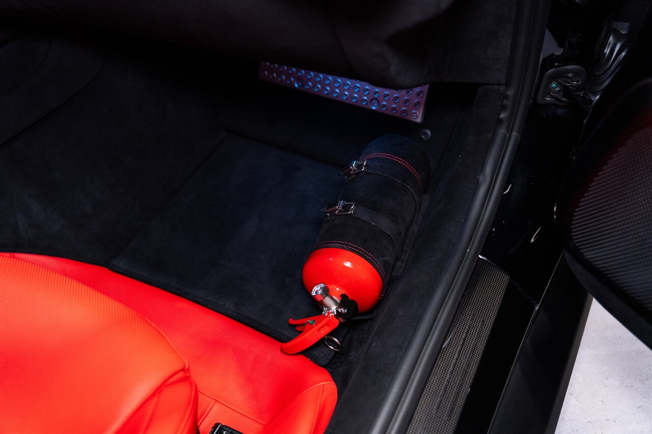 2025 Ferrari 12Cilindri - Photo 18 - Beverly Hills, CA 90212