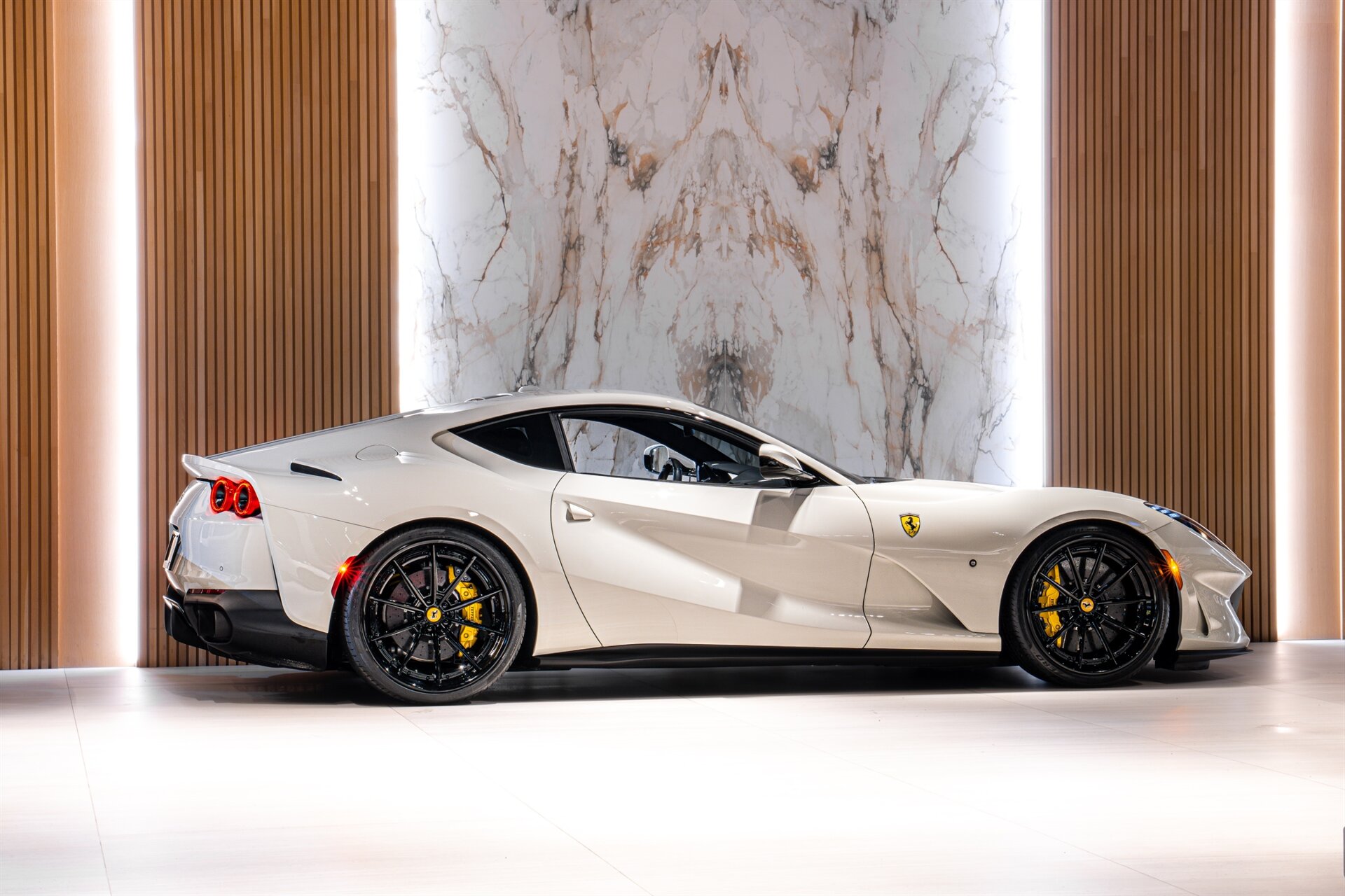 2018 Ferrari 812 Superfast - Photo 5