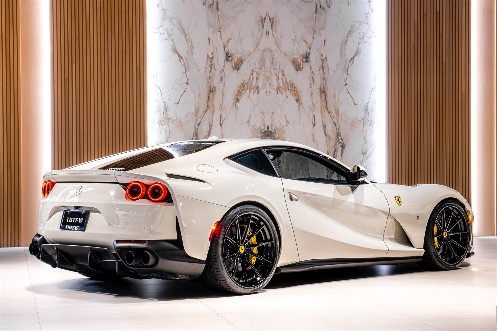 2018 Ferrari 812 Superfast - Photo 4