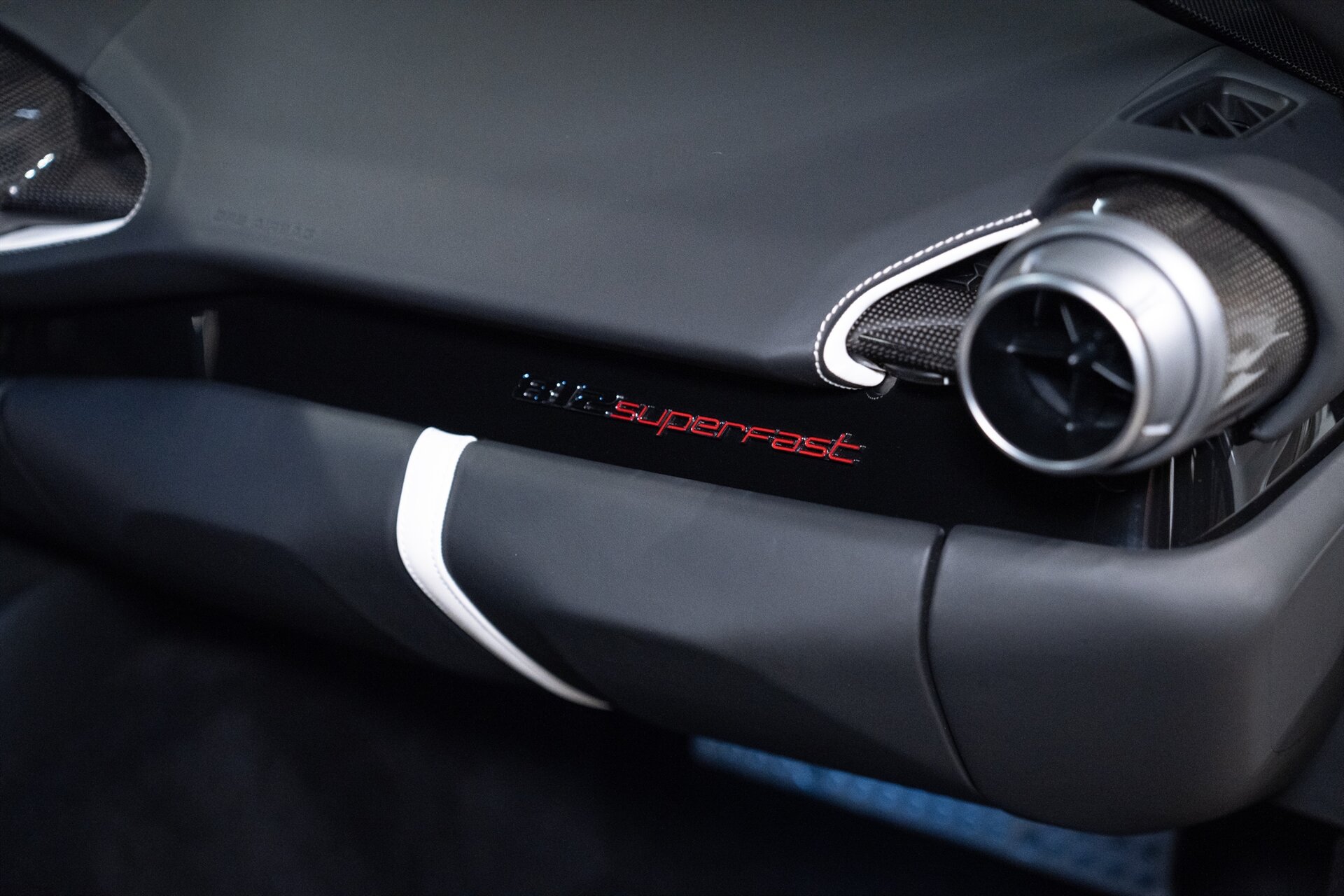 2018 Ferrari 812 Superfast - Photo 32