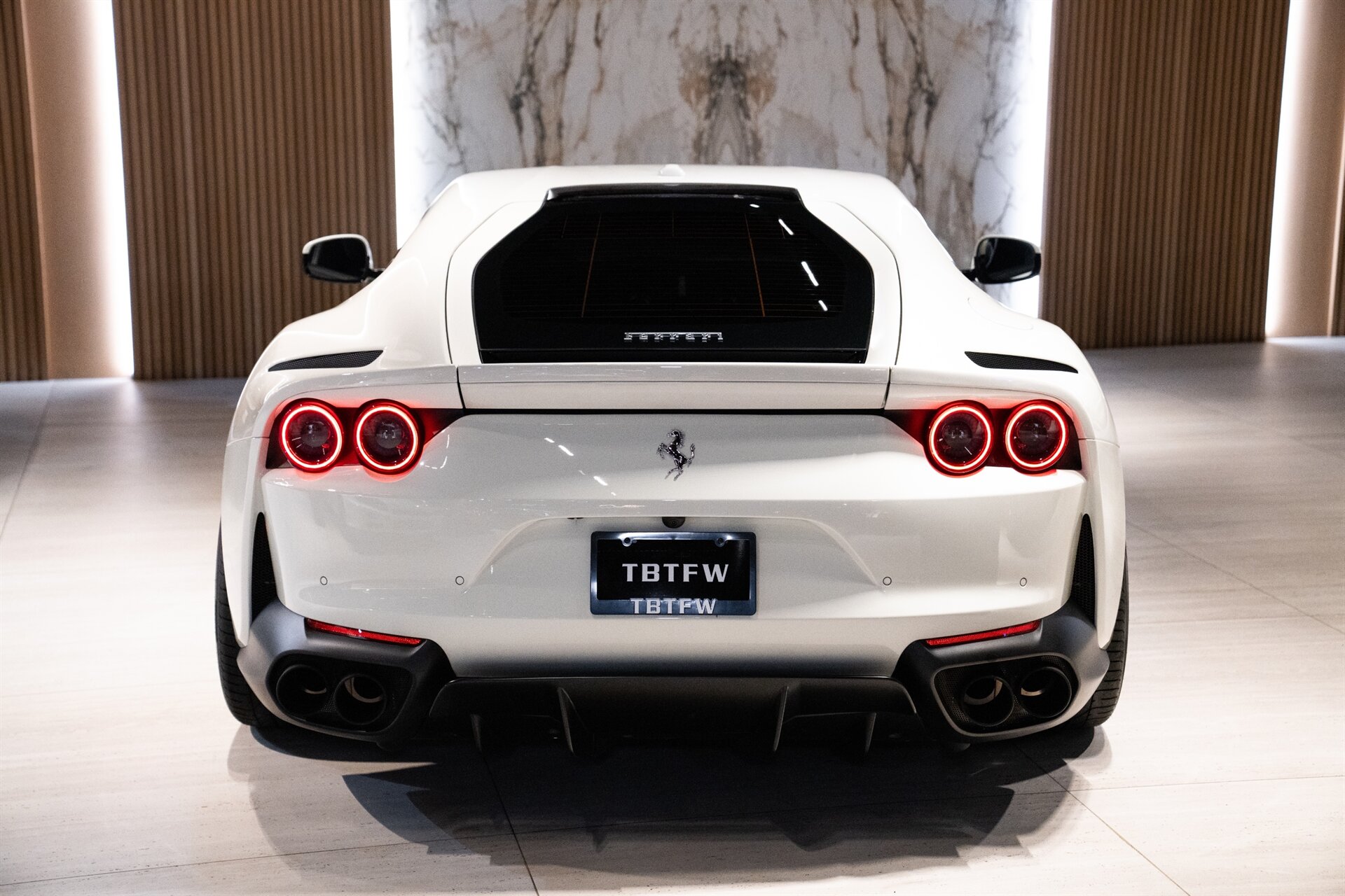 2018 Ferrari 812 Superfast - Photo 23