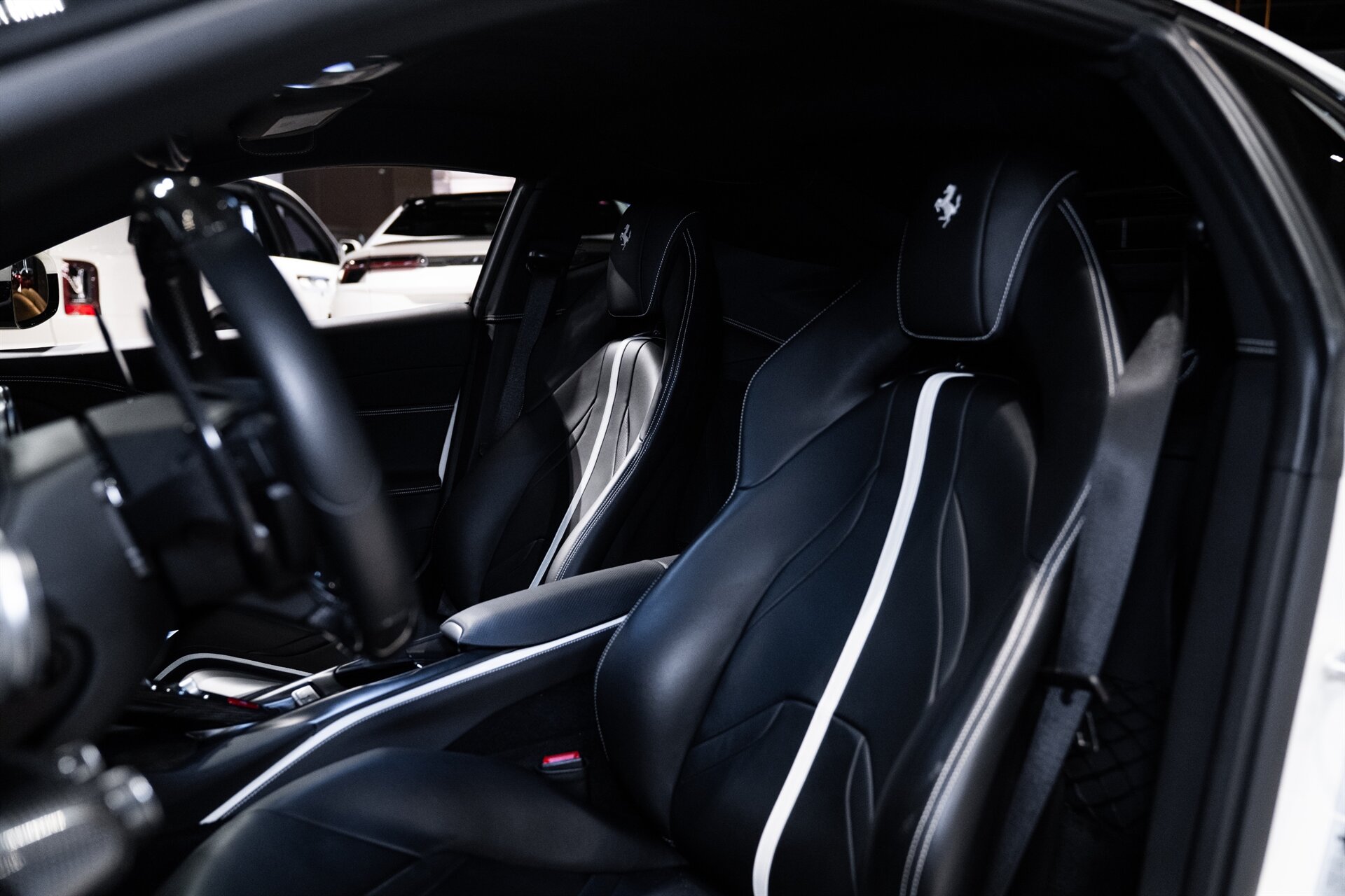 2018 Ferrari 812 Superfast - Photo 11