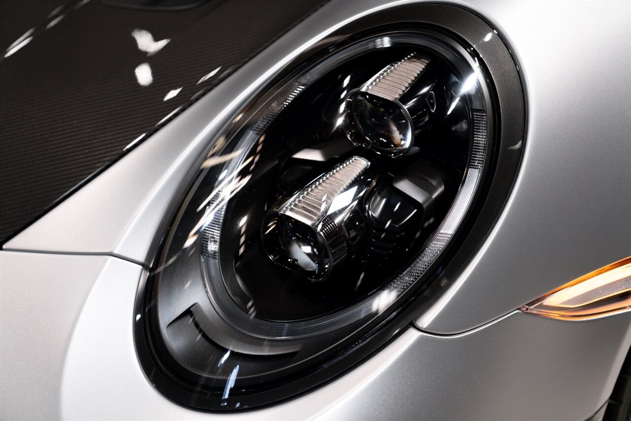 2018 Porsche 911 GT2 RS - Photo 9 - Beverly Hills, CA 90212