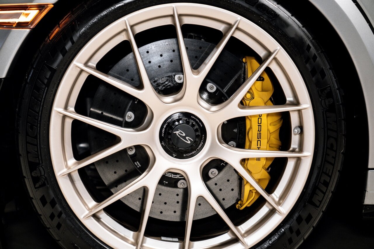 2018 Porsche 911 GT2 RS - Photo 15 - Beverly Hills, CA 90212