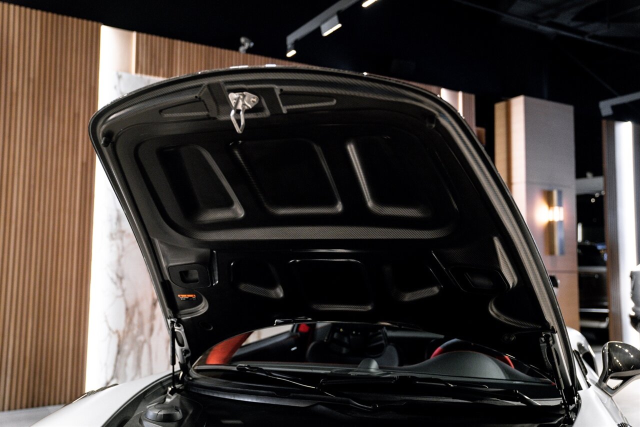 2018 Porsche 911 GT2 RS - Photo 30 - Beverly Hills, CA 90212