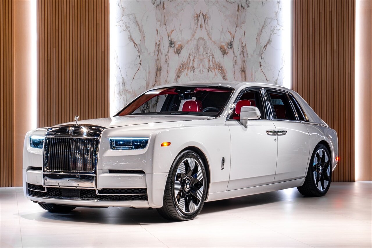 2024 Rolls-Royce Phantom   - Photo 1 - Beverly Hills, CA 90212