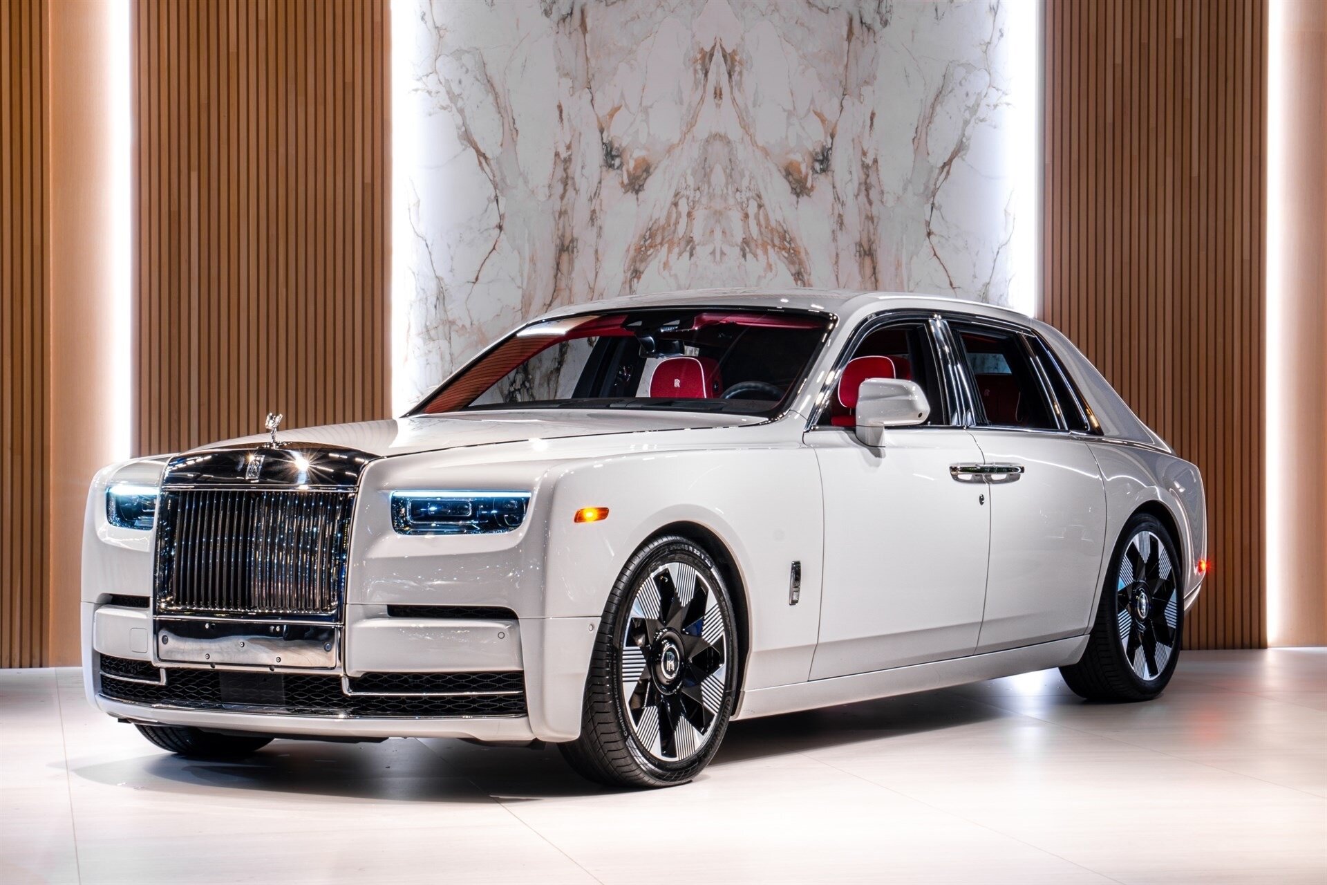 2024 Rolls-Royce Phantom - Photo 1