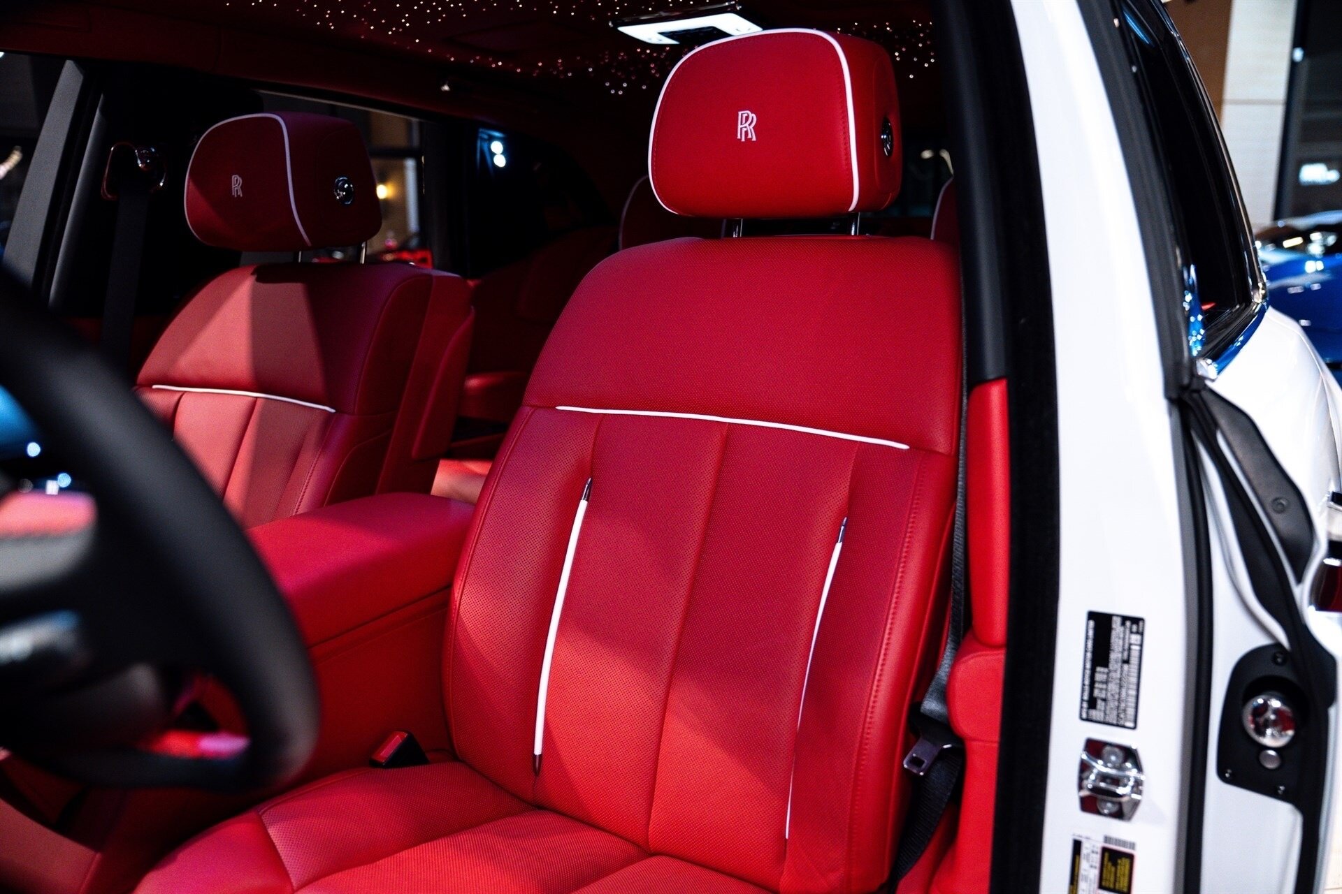 2024 Rolls-Royce Phantom - Photo 7