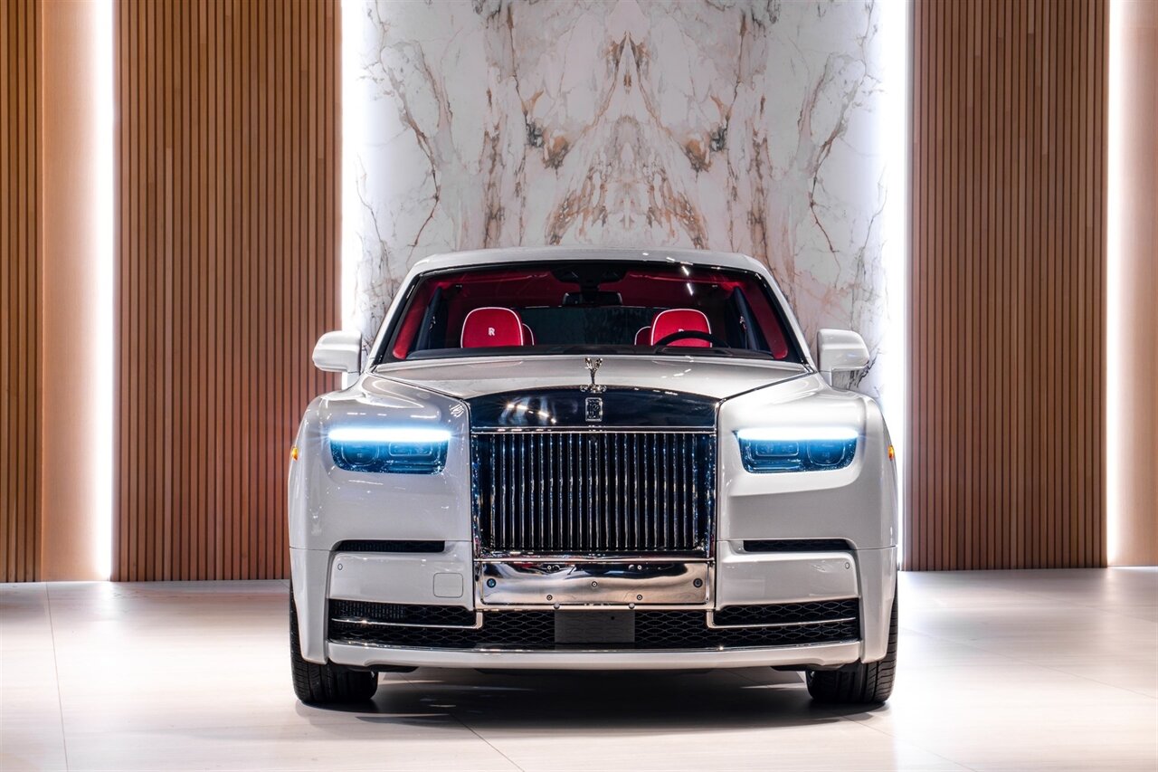 2024 Rolls-Royce Phantom   - Photo 4 - Beverly Hills, CA 90212