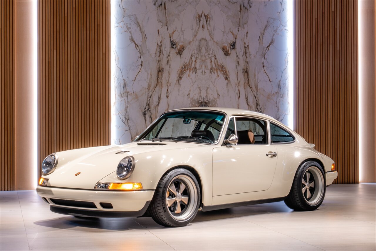 1990 Porsche 911 Carrera 2 Singer   - Photo 1 - Beverly Hills, CA 90212