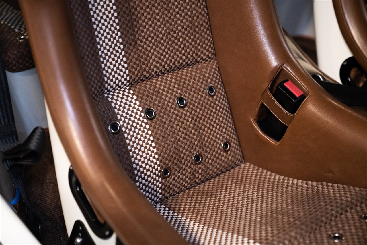 1990 Porsche 911 Carrera 2 Singer   - Photo 15 - Beverly Hills, CA 90212