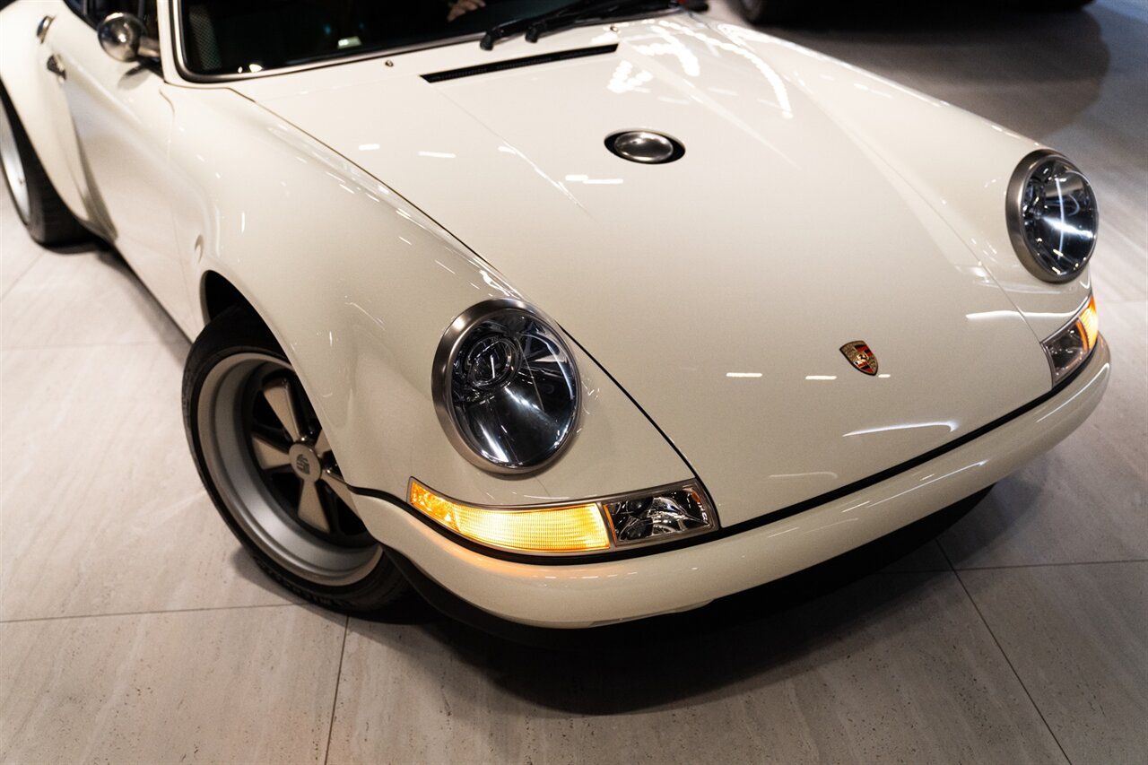 1990 Porsche 911 Carrera 2 Singer   - Photo 35 - Beverly Hills, CA 90212