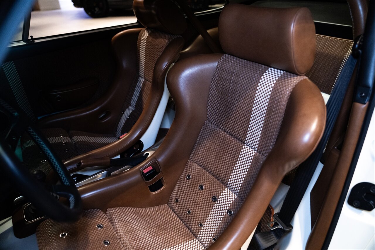 1990 Porsche 911 Carrera 2 Singer   - Photo 8 - Beverly Hills, CA 90212