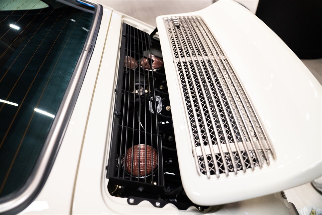 1990 Porsche 911 Carrera 2 Singer   - Photo 28 - Beverly Hills, CA 90212